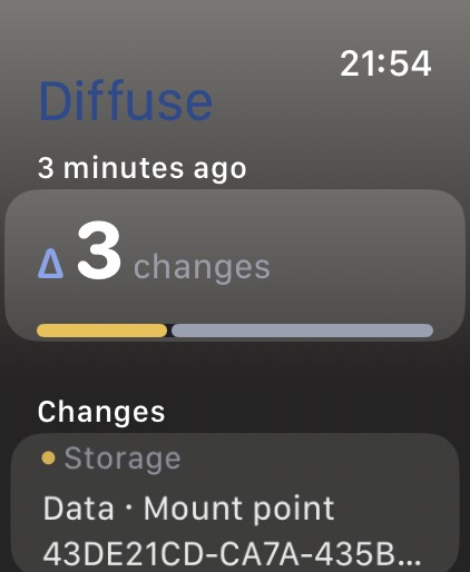 Diffuse on Apple Watch showing Δ 4 changes at a glance.